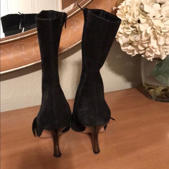 Type Z suede bow booties. - Picture 4 of 5